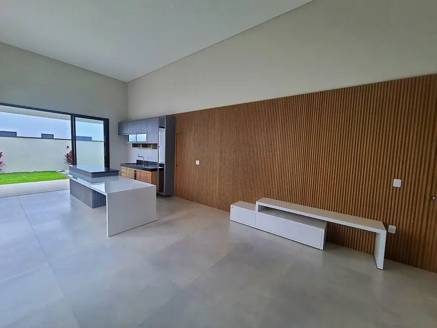 Foto 6 de Casa de Condomínio com 3 quartos à venda, 143m2 em Jardim Marlene Miranda, Taubate - SP