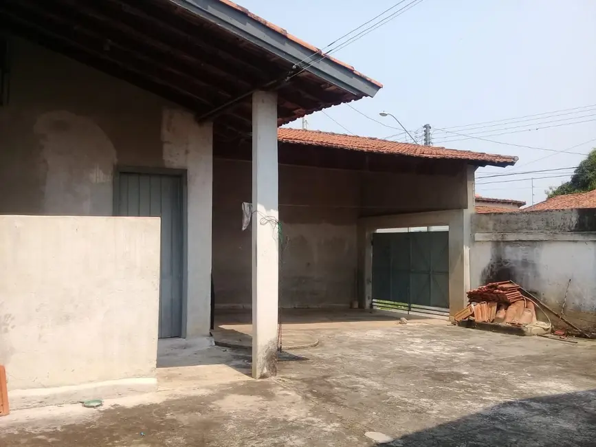 Foto 4 de Casa com 3 quartos à venda, 250m2 em Pindamonhangaba - SP