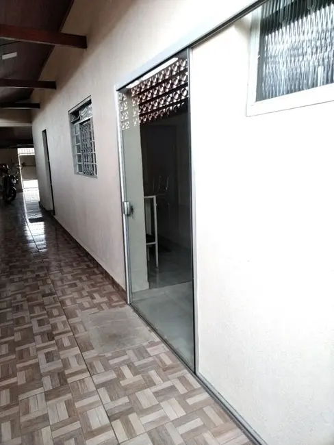 Sobrado com 3 quartos à venda, 167m2 em Jardim Eloyna, Pindamonhangaba - SP - imagem 6 Foto 6 de Sobrado com 3 quartos à venda, 167m2 em Jardim Eloyna, Pindamonhangaba - SP