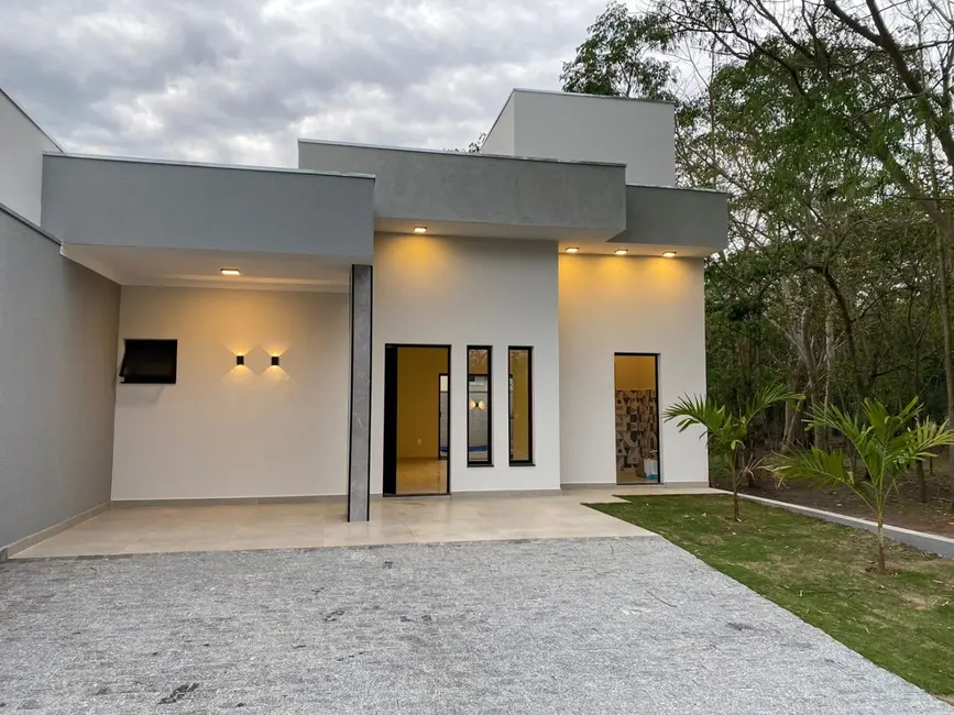 Foto 1 de Casa de Condomínio com 2 quartos à venda, 120m2 em Pindamonhangaba - SP