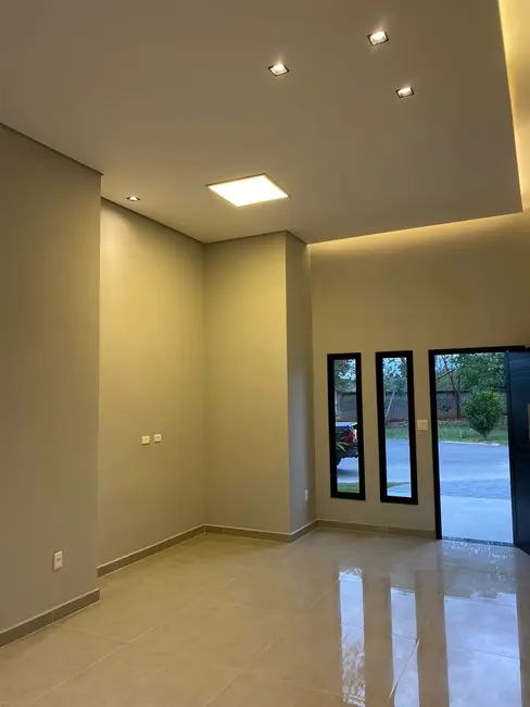 Foto 2 de Casa de Condomínio com 2 quartos à venda, 120m2 em Pindamonhangaba - SP