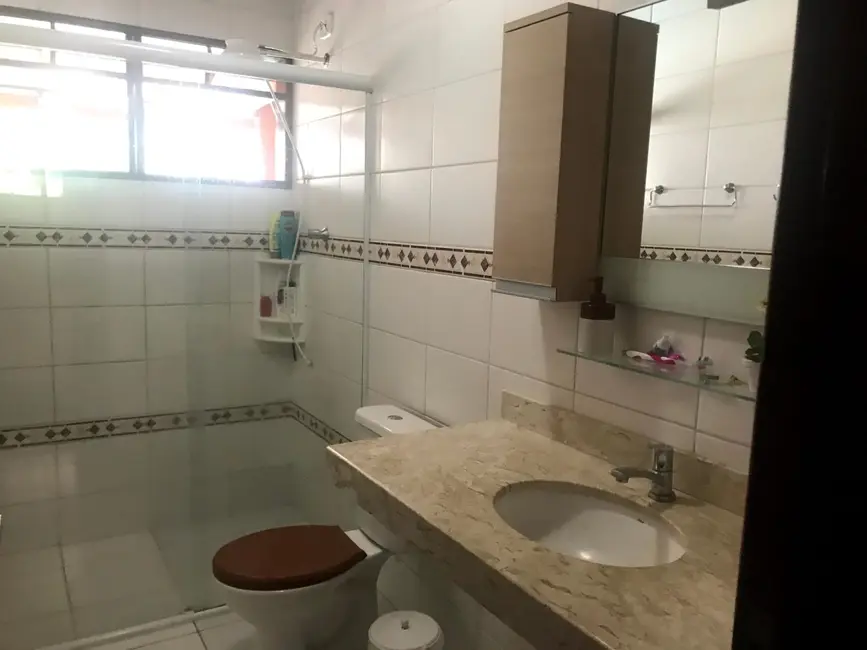 Foto 8 de Casa com 2 quartos à venda, 80m2 em Conjunto Residencial Araretama, Pindamonhangaba - SP