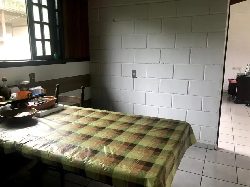 Foto 6 de Casa com 2 quartos à venda, 80m2 em Conjunto Residencial Araretama, Pindamonhangaba - SP