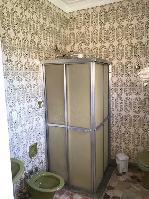 Casa com 3 quartos à venda, 220m2 em Centro, Aparecida - SP - imagem 9 Foto 9 de Casa com 3 quartos à venda, 220m2 em Centro, Aparecida - SP