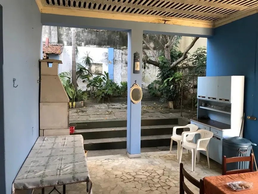 Casa com 3 quartos à venda, 220m2 em Centro, Aparecida - SP - imagem 3 Foto 3 de Casa com 3 quartos à venda, 220m2 em Centro, Aparecida - SP