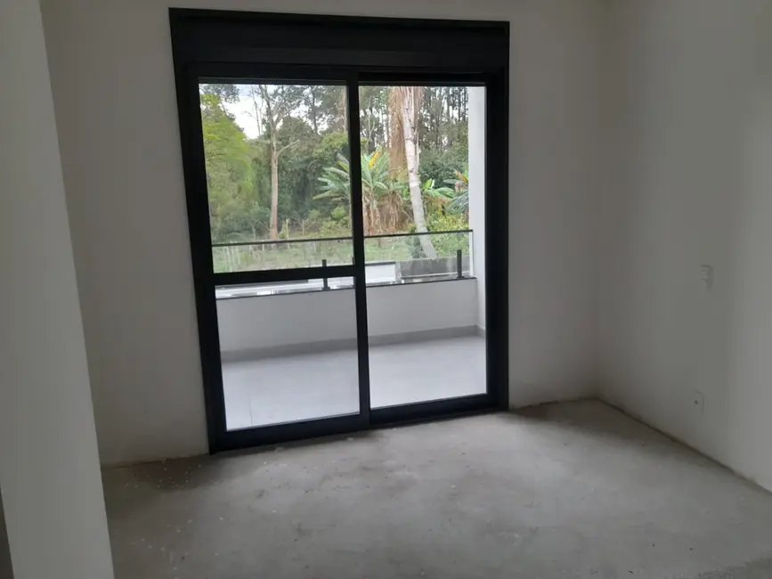 Foto 5 de Sobrado com 4 quartos à venda, 320m2 em Tremembe - SP