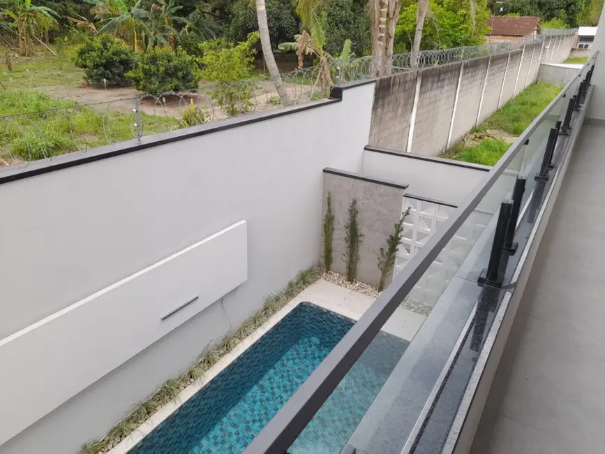 Foto 4 de Sobrado com 4 quartos à venda, 320m2 em Tremembe - SP