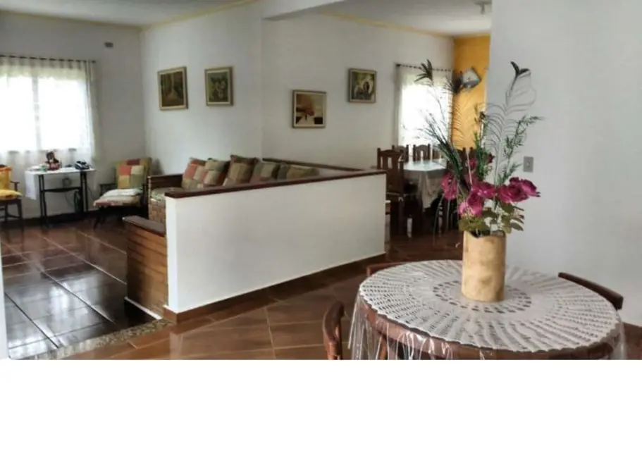 Foto 4 de Sobrado com 3 quartos à venda, 287m2 em Monteiro Lobato - SP