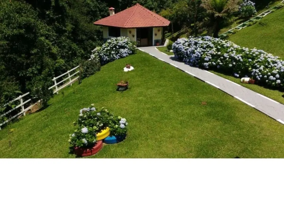 Foto 9 de Sobrado com 3 quartos à venda, 287m2 em Monteiro Lobato - SP