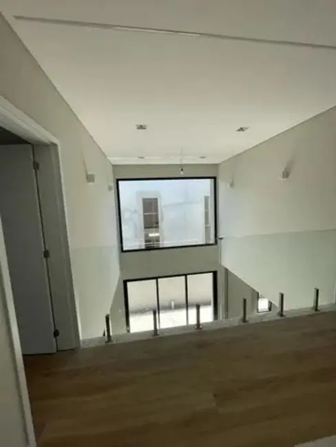 Casa de Condomínio com 4 quartos à venda, 402m2 em Sao Jose Dos Campos - SP - imagem 4 Foto 4 de Casa de Condomínio com 4 quartos à venda, 402m2 em Sao Jose Dos Campos - SP