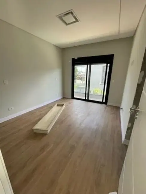 Casa de Condomínio com 4 quartos à venda, 402m2 em Sao Jose Dos Campos - SP - imagem 6 Foto 6 de Casa de Condomínio com 4 quartos à venda, 402m2 em Sao Jose Dos Campos - SP