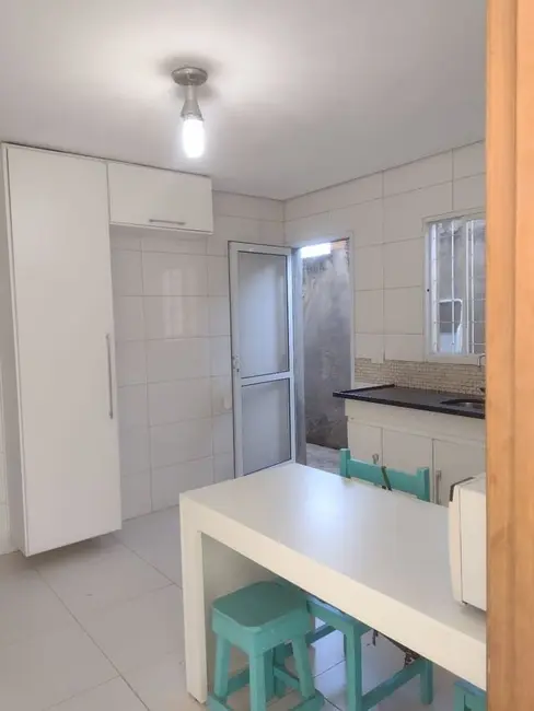 Foto 2 de Casa com 2 quartos à venda, 70m2 em Jardim Continental II, Taubate - SP
