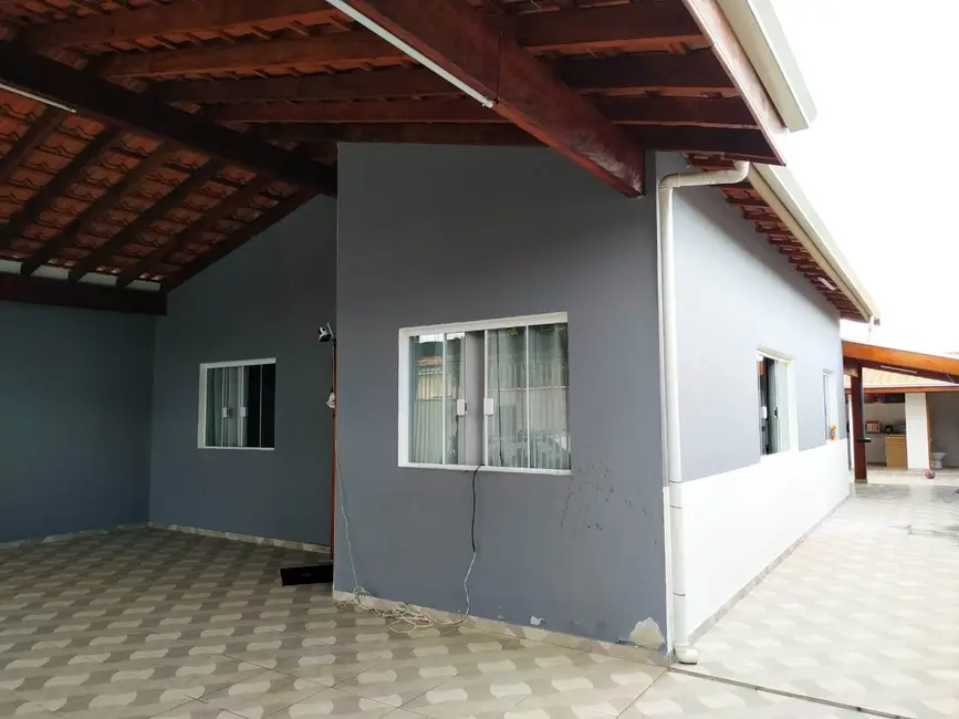 Foto 1 de Casa com 2 quartos à venda, 170m2 em Vila Suiça, Pindamonhangaba - SP