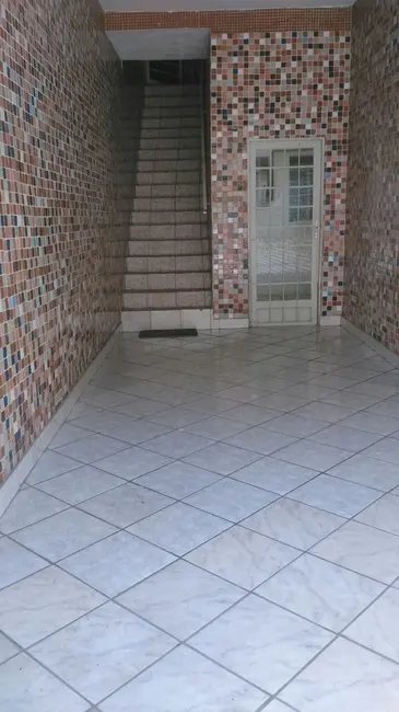 Casa com 5 quartos à venda, 118m2 em Aparecida - SP - imagem 8 Foto 8 de Casa com 5 quartos à venda, 118m2 em Aparecida - SP