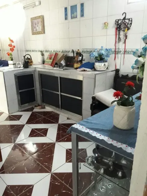 Foto 7 de Casa com 2 quartos à venda, 297m2 em Jardim Regina, Pindamonhangaba - SP