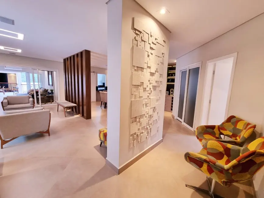Foto 1 de Casa de Condomínio com 4 quartos à venda, 500m2 em Socorro, Pindamonhangaba - SP