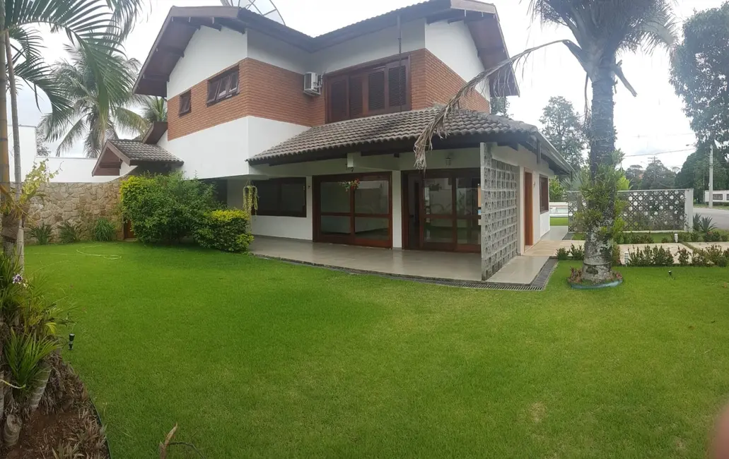 Foto 4 de Sobrado com 3 quartos à venda, 402m2 em Socorro, Pindamonhangaba - SP