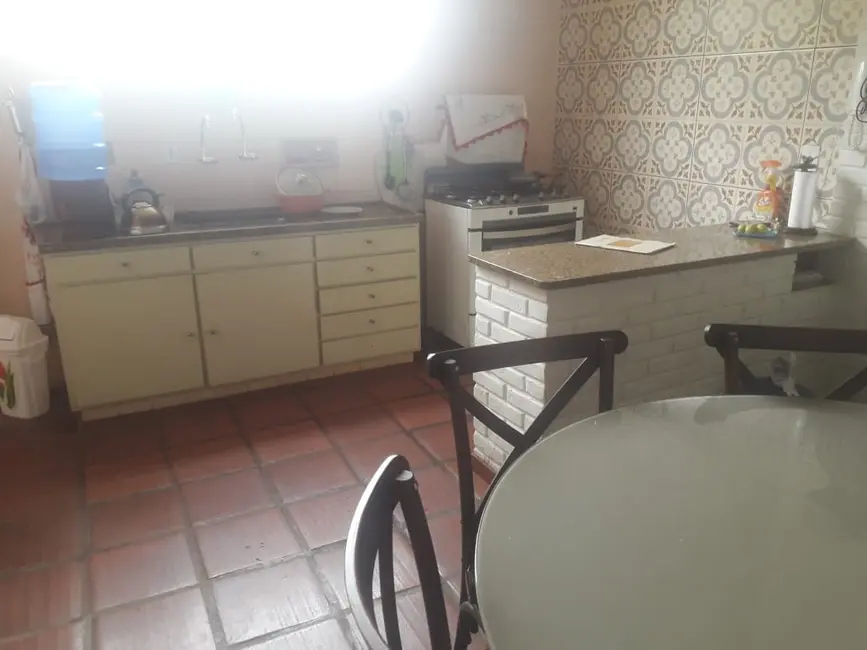 Foto 9 de Casa com 3 quartos à venda, 400m2 em Guaratingueta - SP