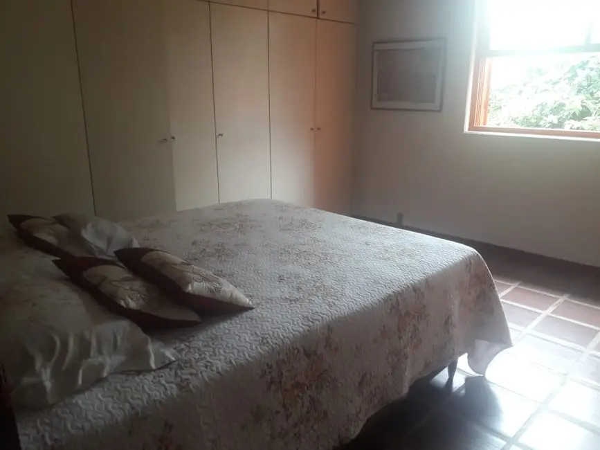 Foto 5 de Casa com 3 quartos à venda, 400m2 em Guaratingueta - SP