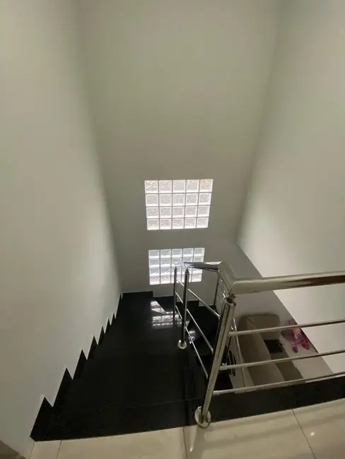 Foto 9 de Sobrado com 3 quartos à venda, 172m2 em Jardim do Lago, Taubate - SP