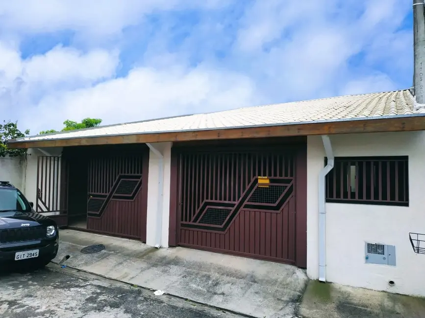 Foto 4 de Casa com 3 quartos à venda, 190m2 em Pindamonhangaba - SP