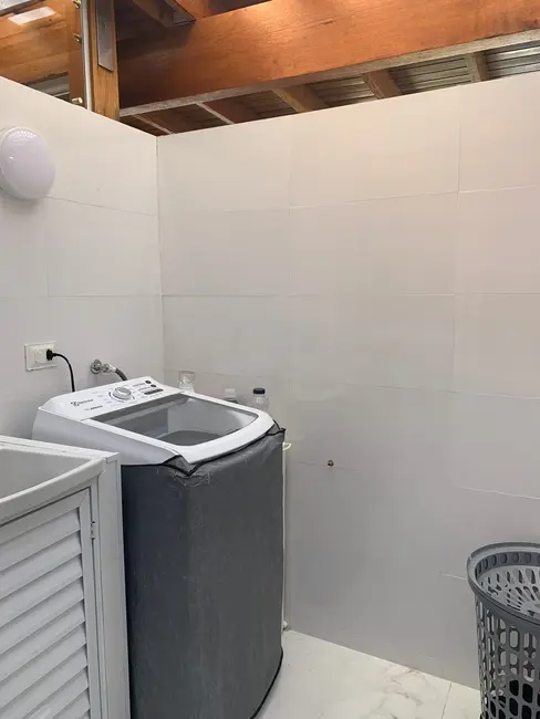 Foto 24 de Sobrado com 3 quartos à venda, 87m2 em Pindamonhangaba - SP