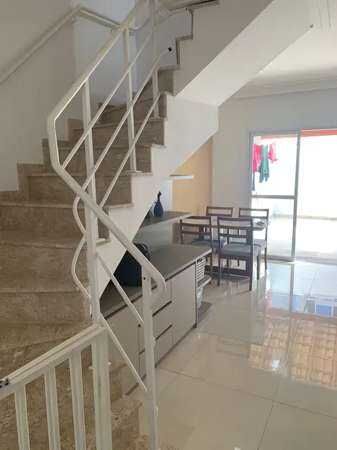 Foto 33 de Sobrado com 3 quartos à venda, 87m2 em Pindamonhangaba - SP