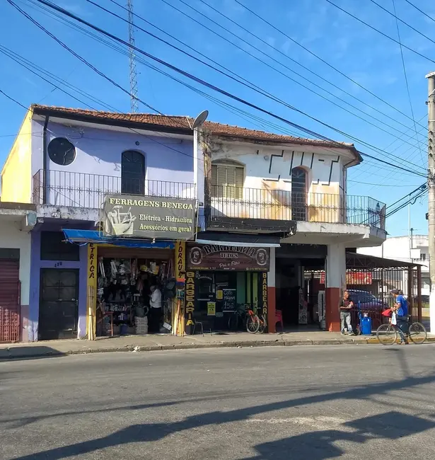Foto 1 de Sobrado com 3 quartos à venda, 230m2 em Centro, Pindamonhangaba - SP