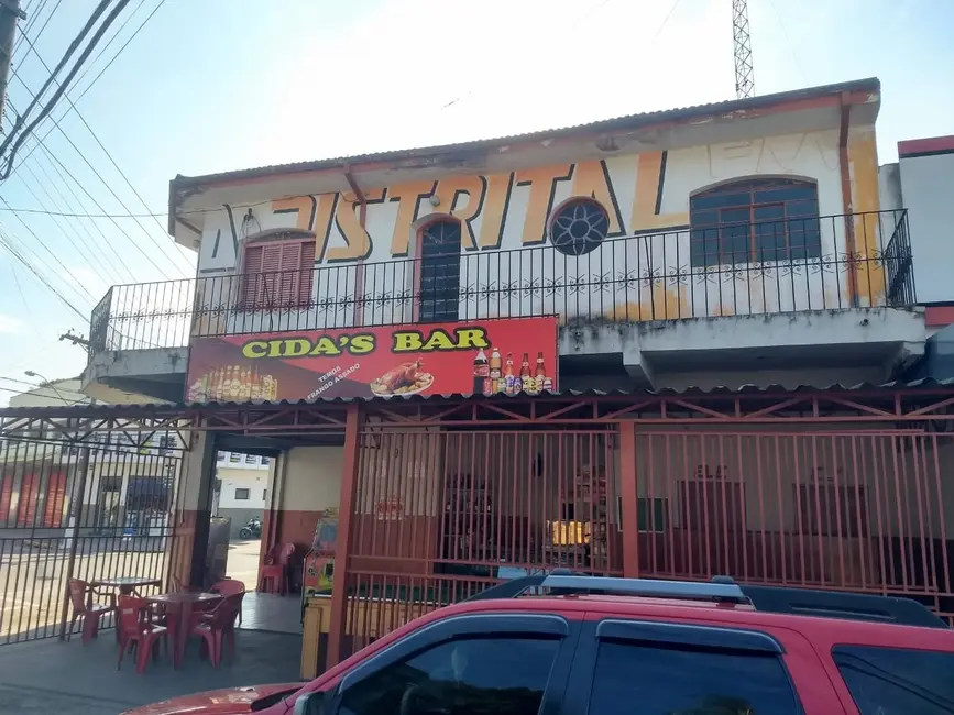 Foto 2 de Sobrado com 3 quartos à venda, 230m2 em Centro, Pindamonhangaba - SP