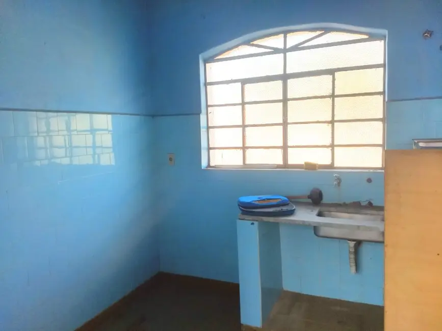 Foto 9 de Sobrado com 3 quartos à venda, 230m2 em Centro, Pindamonhangaba - SP