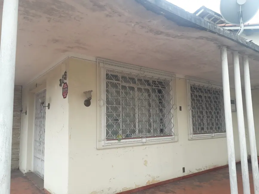 Foto 2 de Casa com 4 quartos à venda, 1000m2 em Centro, Taubate - SP