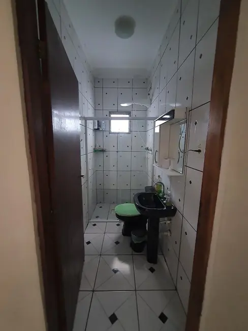 Foto 3 de Casa com 2 quartos à venda, 94m2 em Residencial Mombaça I, Pindamonhangaba - SP
