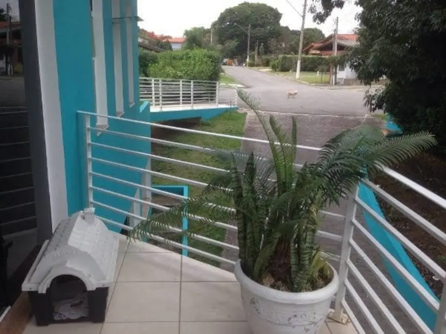 Foto 3 de Casa com 4 quartos à venda e para alugar, 435m2 em Pindamonhangaba - SP