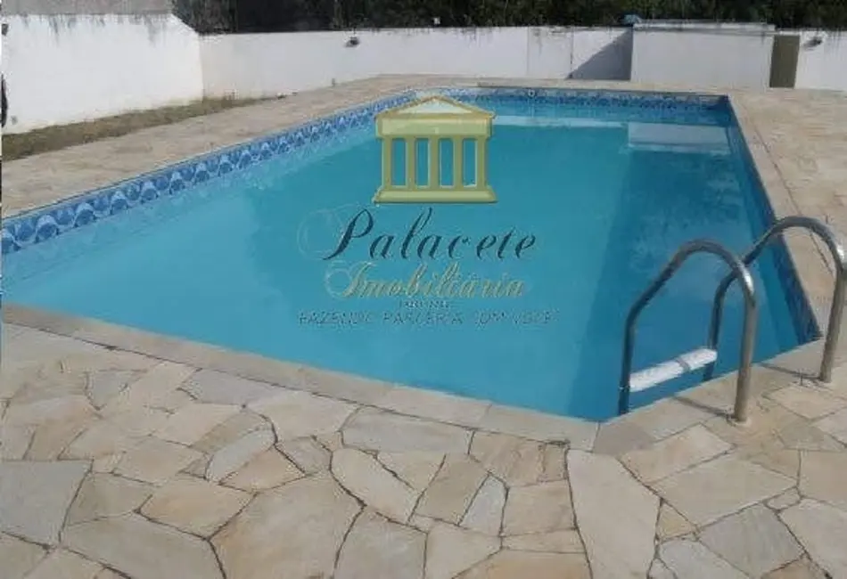 Foto 1 de Casa com 4 quartos à venda e para alugar, 435m2 em Pindamonhangaba - SP