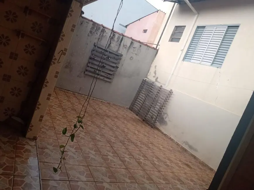 Foto 1 de Casa com 2 quartos à venda, 300m2 em Terra Nova, Taubate - SP