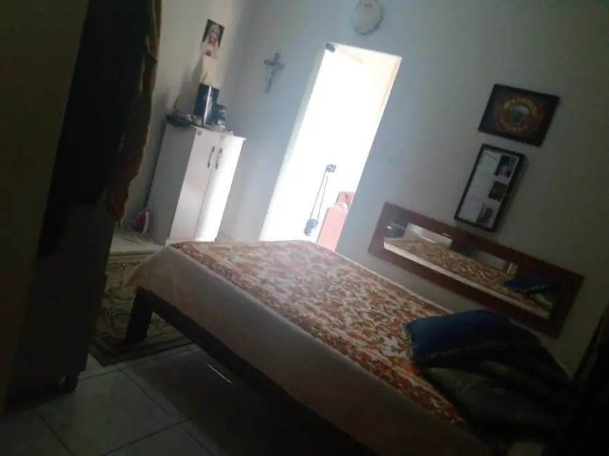 Foto 8 de Casa com 2 quartos à venda, 300m2 em Terra Nova, Taubate - SP