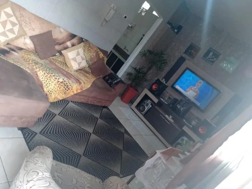 Foto 9 de Casa com 2 quartos à venda, 300m2 em Terra Nova, Taubate - SP