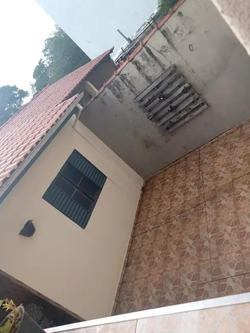 Foto 6 de Casa com 2 quartos à venda, 300m2 em Terra Nova, Taubate - SP