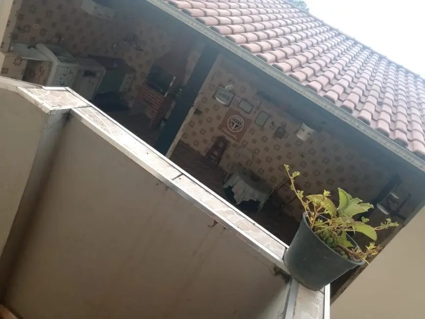 Foto 5 de Casa com 2 quartos à venda, 300m2 em Terra Nova, Taubate - SP