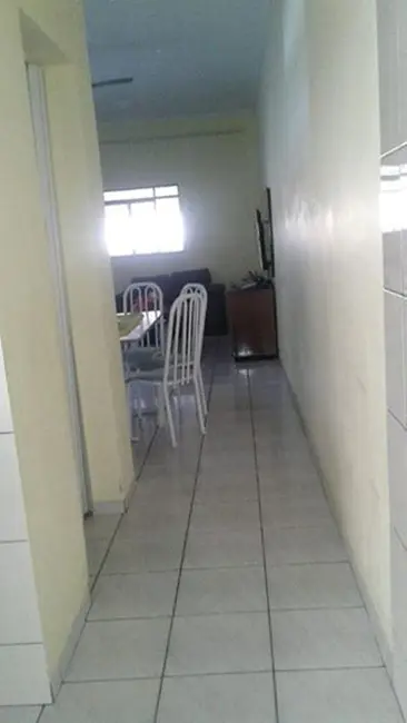 Foto 4 de Casa com 3 quartos à venda, 120m2 em Conjunto Residencial Araretama, Pindamonhangaba - SP