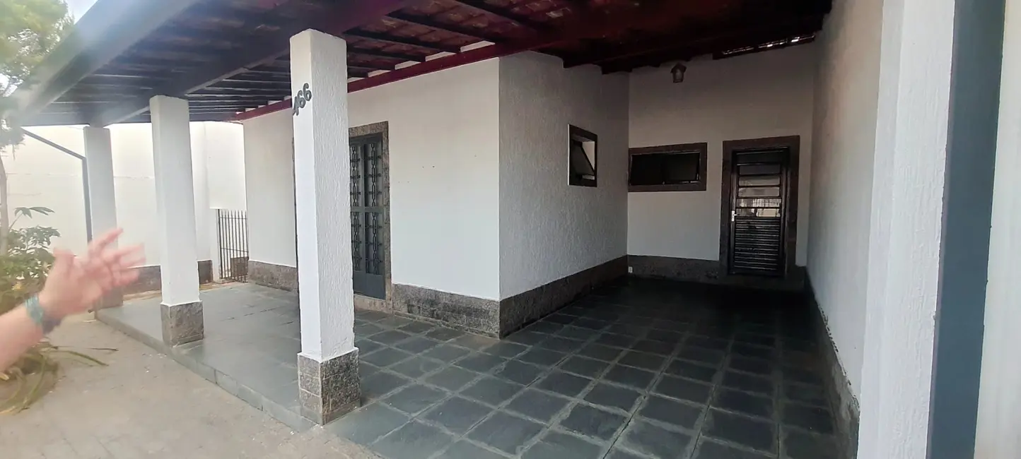 Foto 5 de Casa com 4 quartos à venda, 150m2 em Loteamento Residencial Andrade, Pindamonhangaba - SP