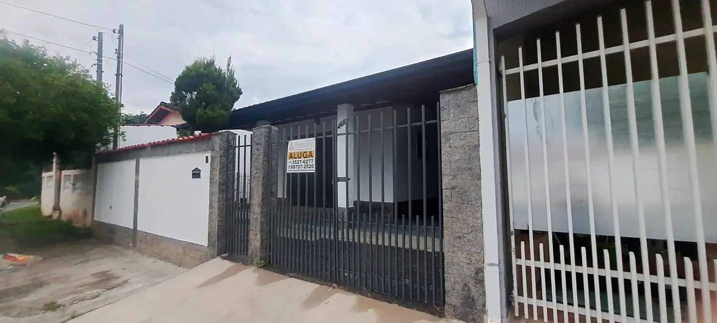 Foto 3 de Casa com 4 quartos à venda, 150m2 em Loteamento Residencial Andrade, Pindamonhangaba - SP