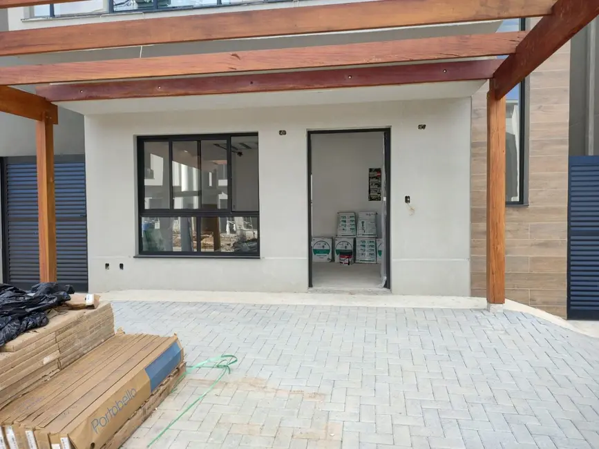 Foto 3 de Sobrado com 3 quartos à venda, 134m2 em Sao Jose Dos Campos - SP