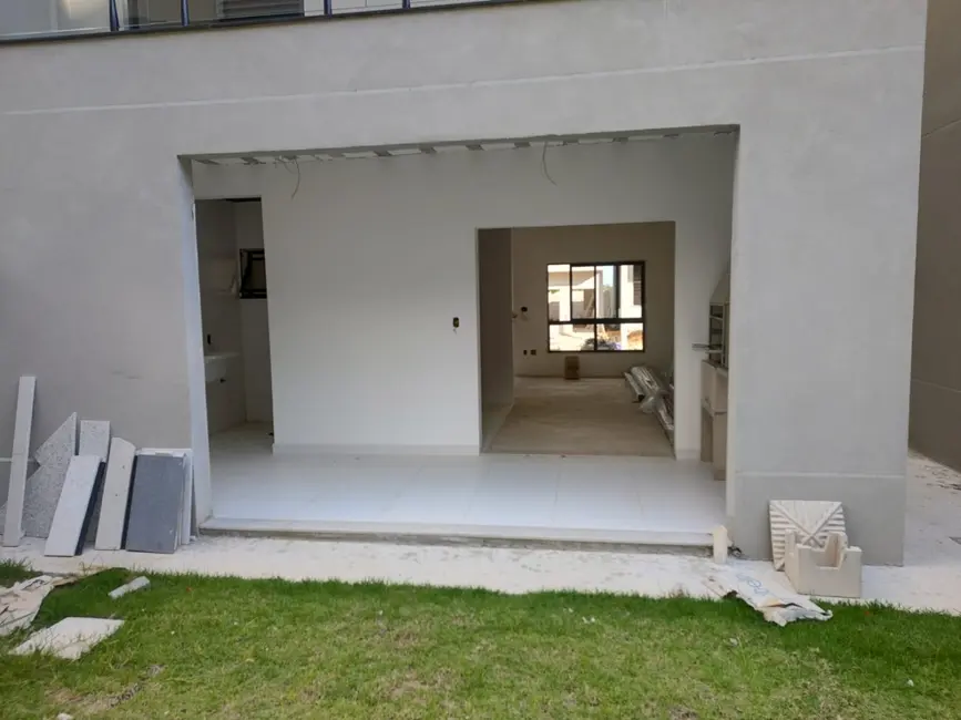 Foto 6 de Sobrado com 3 quartos à venda, 134m2 em Sao Jose Dos Campos - SP