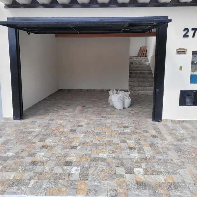 Foto 3 de Casa com 2 quartos à venda, 74m2 em Jardim Continental, Taubate - SP