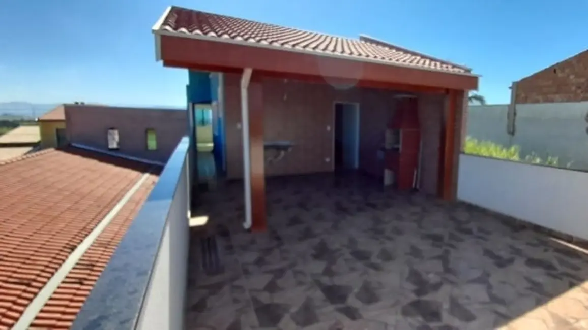 Sobrado com 3 quartos à venda, 210m2 em Jardim Hípica Pinheiro, Taubate - SP - imagem 3 Foto 3 de Sobrado com 3 quartos à venda, 210m2 em Jardim Hípica Pinheiro, Taubate - SP