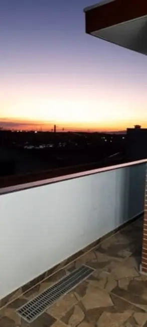 Foto 1 de Sobrado com 3 quartos à venda, 210m2 em Jardim Hípica Pinheiro, Taubate - SP