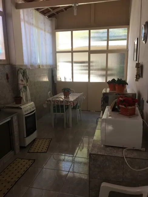 Foto 9 de Casa com 2 quartos à venda, 162m2 em Centro, Tremembe - SP