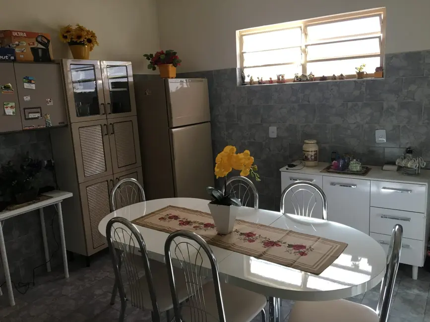 Foto 8 de Casa com 2 quartos à venda, 162m2 em Centro, Tremembe - SP