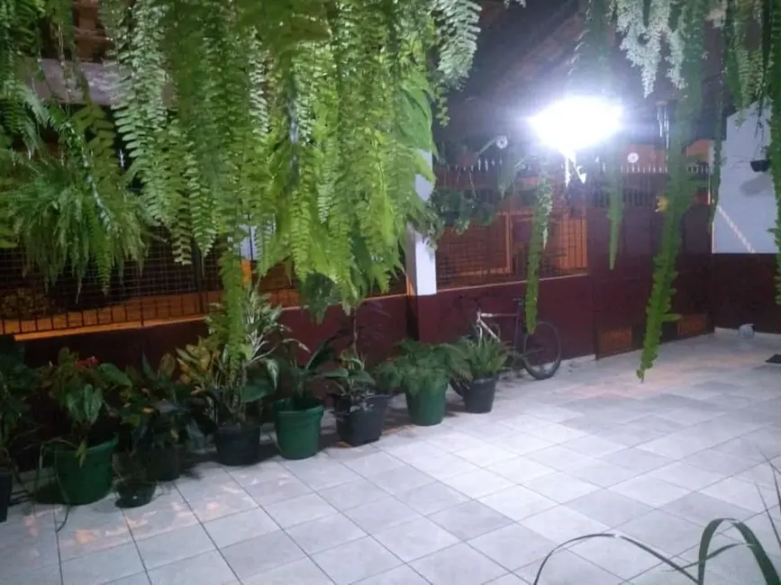 Foto 3 de Casa com 4 quartos à venda, 95m2 em Parque São Domingos, Pindamonhangaba - SP